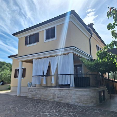 Apartmani Berber Babici Екстериор снимка