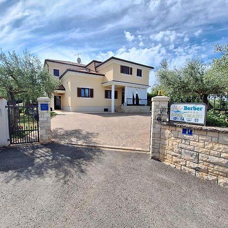 Apartmani Berber Babici Екстериор снимка